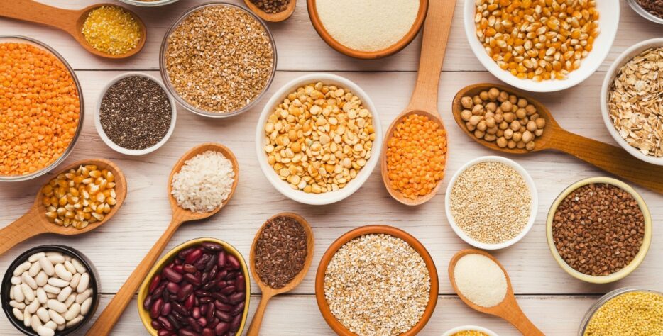 Mucet Agro; bakliyat, hububat ve tahıl ürünlerinde iç piyasa ve ihracata yönelik güvenilir tedarik çözümleri sunar. Kalite, süreklilik ve zamanında teslimat anlayışıyla ticaret süreçlerini profesyonel şekilde yönetir.